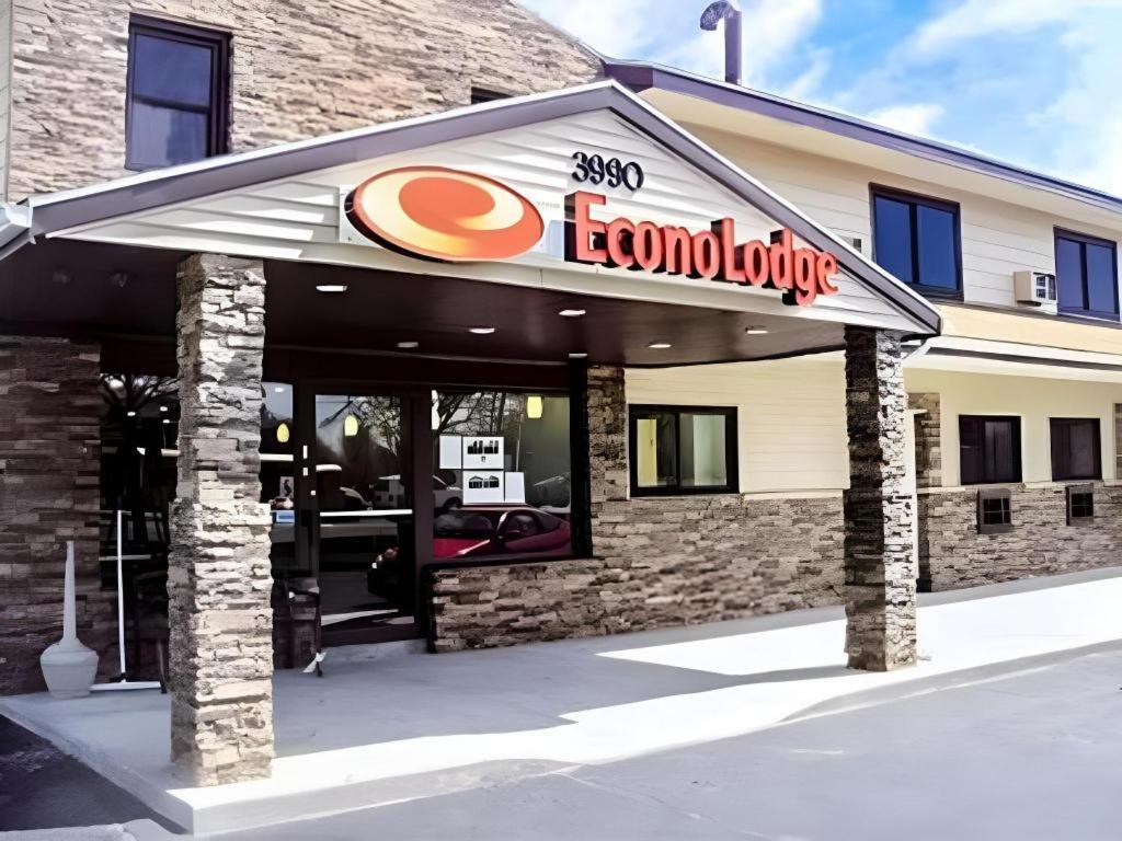 Econo Lodge Rochester I-90 & I-390 Dış mekan fotoğraf